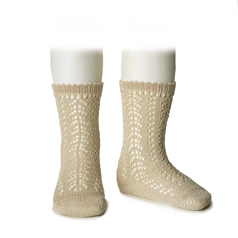 גרב ברך מחוררת צבע זהב