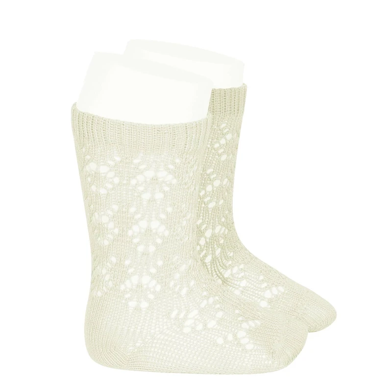 גרב ברך מחוררת צבע שמנת