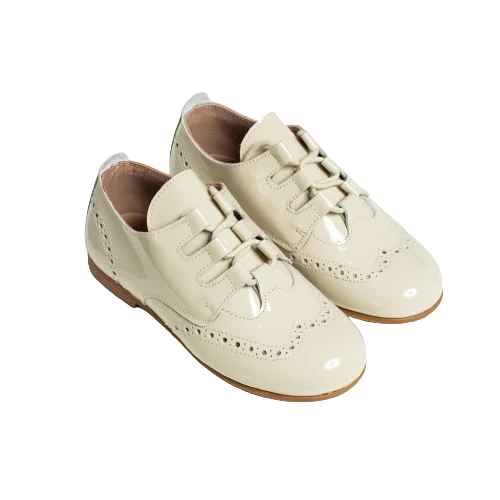 נעל לוחות הברית צבע שמנת