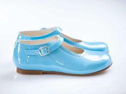 נעל בובה צבע תכלת