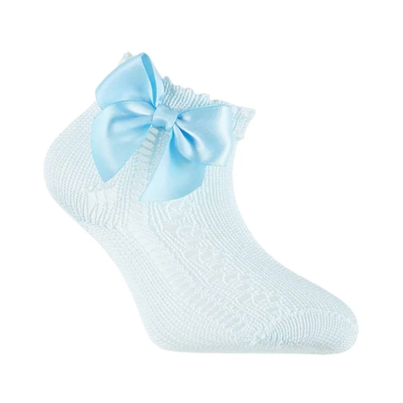 גרב קצרה מחוררת עם פפיון בצד צבע תכלת