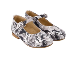 נעל בלרינה מנוחשת גווני אפור