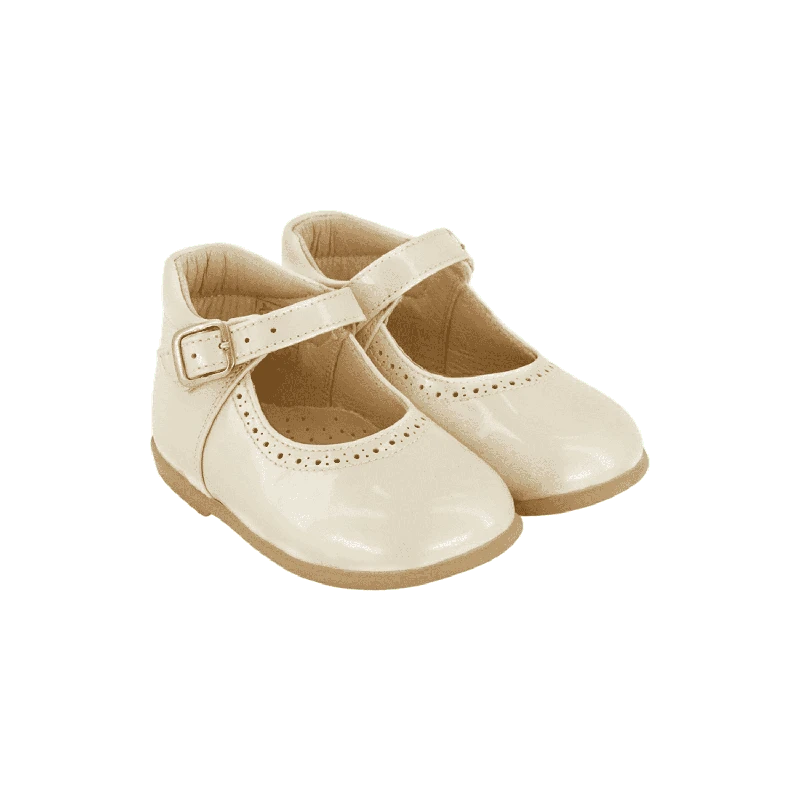 נעל בובה תינוקות צבע שמנת