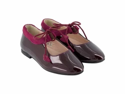 נעל בלרינה צבע בורדו עם קשירה