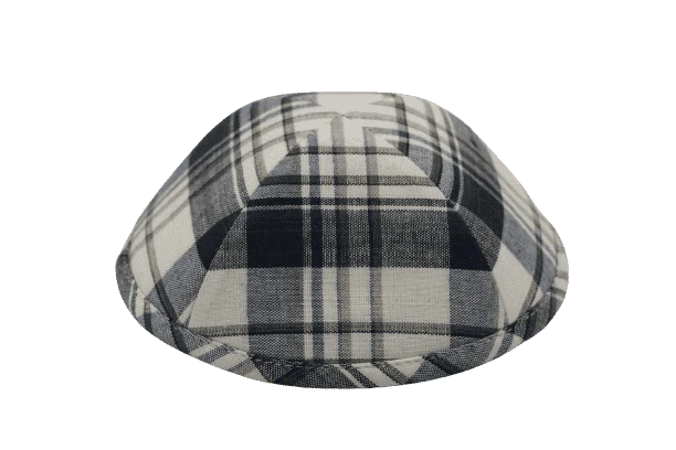 כיפה צבע שמנת הדפסי משבצות