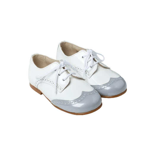 נעל לוחות הברית צבע כסף לבן