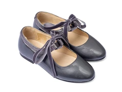 נעל בלרינה צבע אפור סרט קטיפה