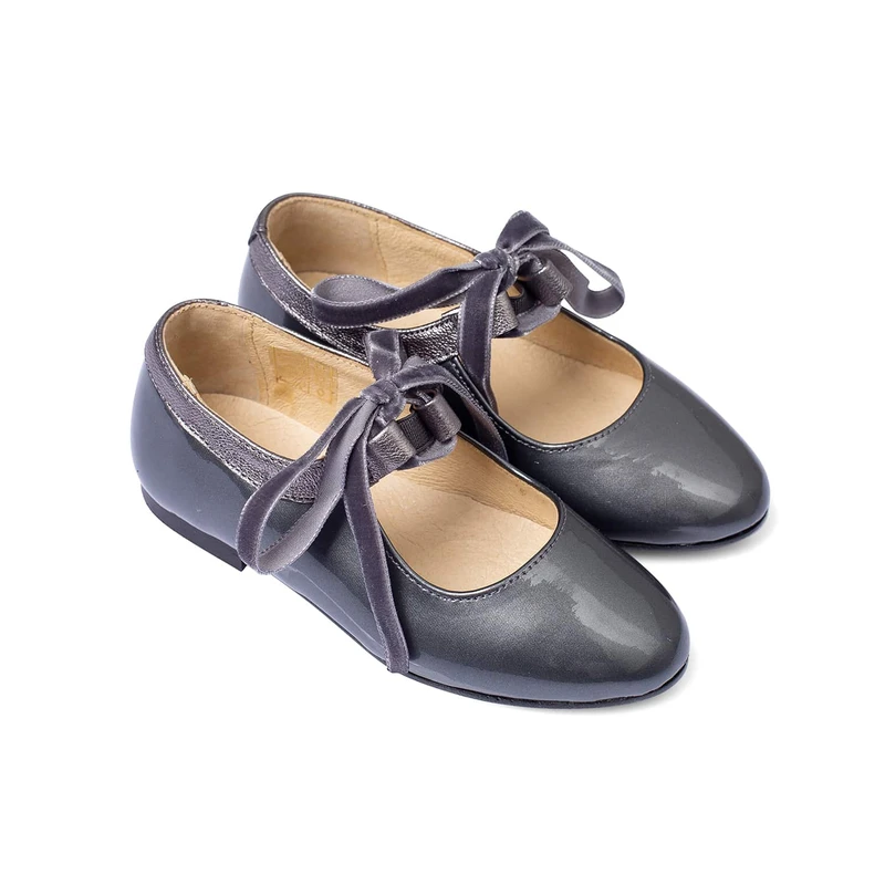 נעל בלרינה צבע אפור סרט קטיפה