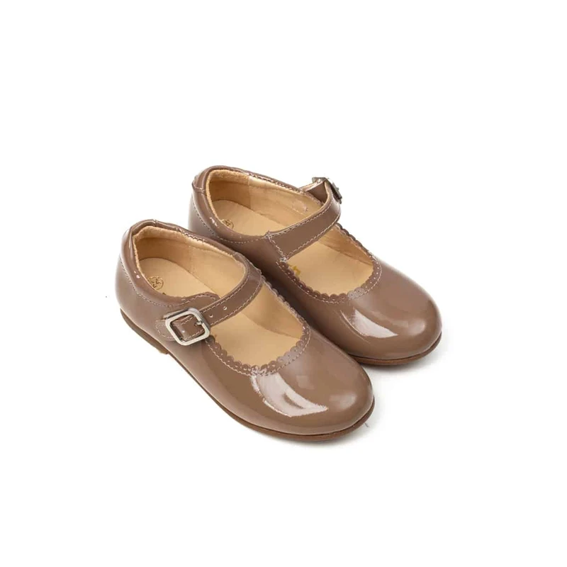 נעל בובה בנות צבע מוקה