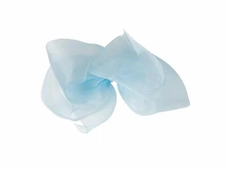 סיכת אורגנזה צבע תכלת – 20 ס”מ