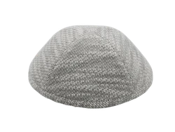 כיפה מבד ארוג צבע בז’ אפור