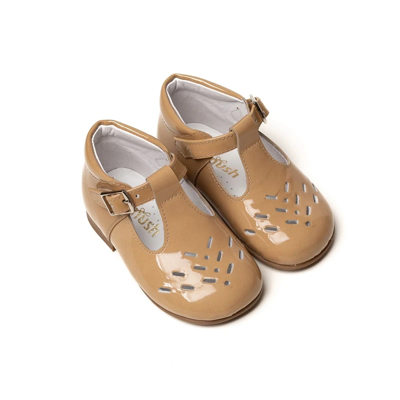 נעל תינוקות צבע קאמל