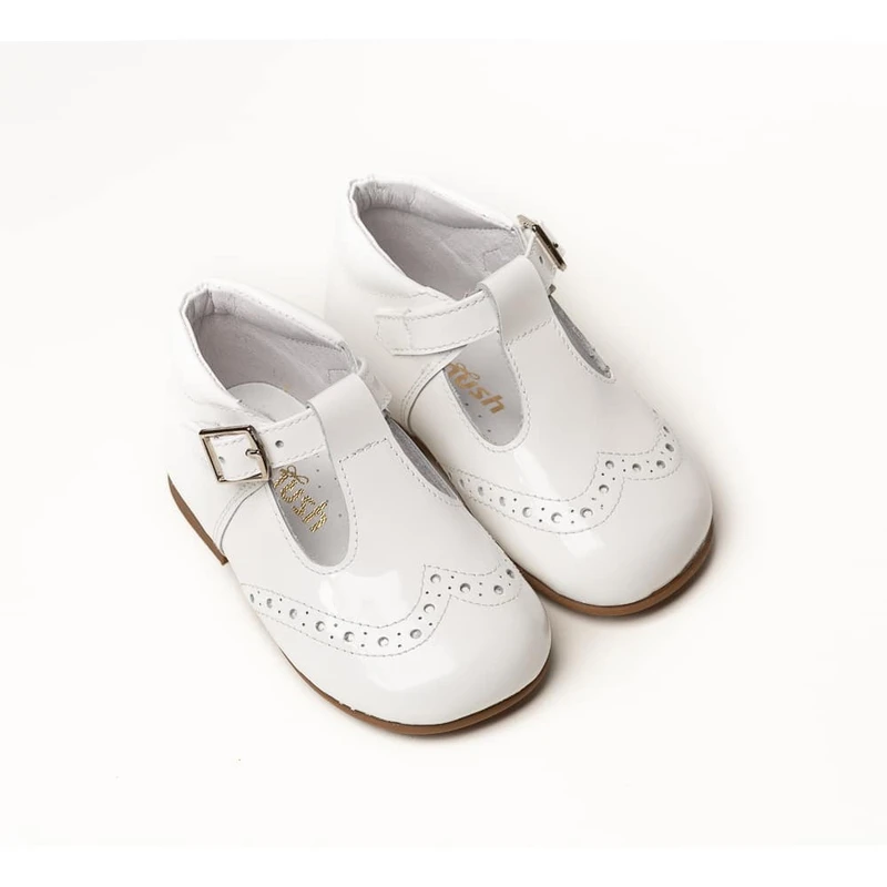 נעל תינוקות צבע לבן