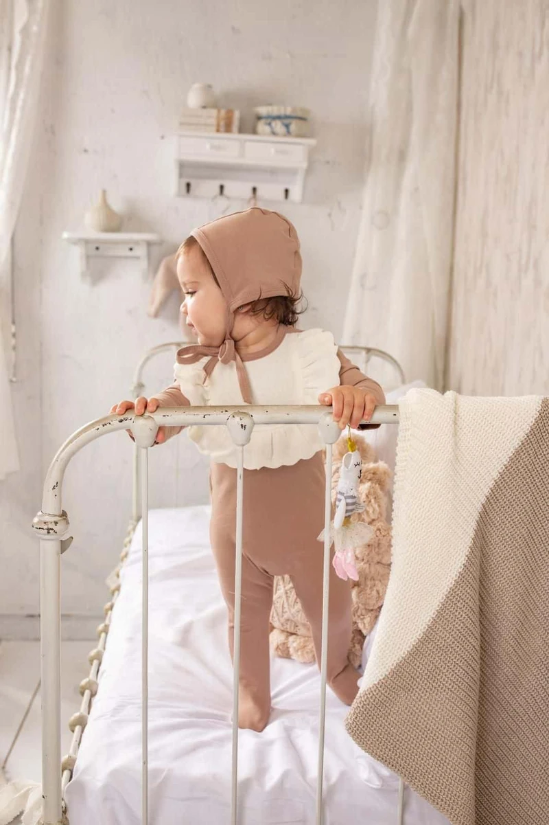 אוברול סינר צבע ורוד שמנת – תמונה 3