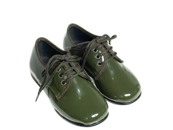 נעל קלאסית בנים צבע ירוק זית
