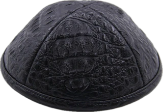 כיפה מבד עור צבע שחור